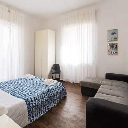 Casa Fubis 3* 비아레지오
